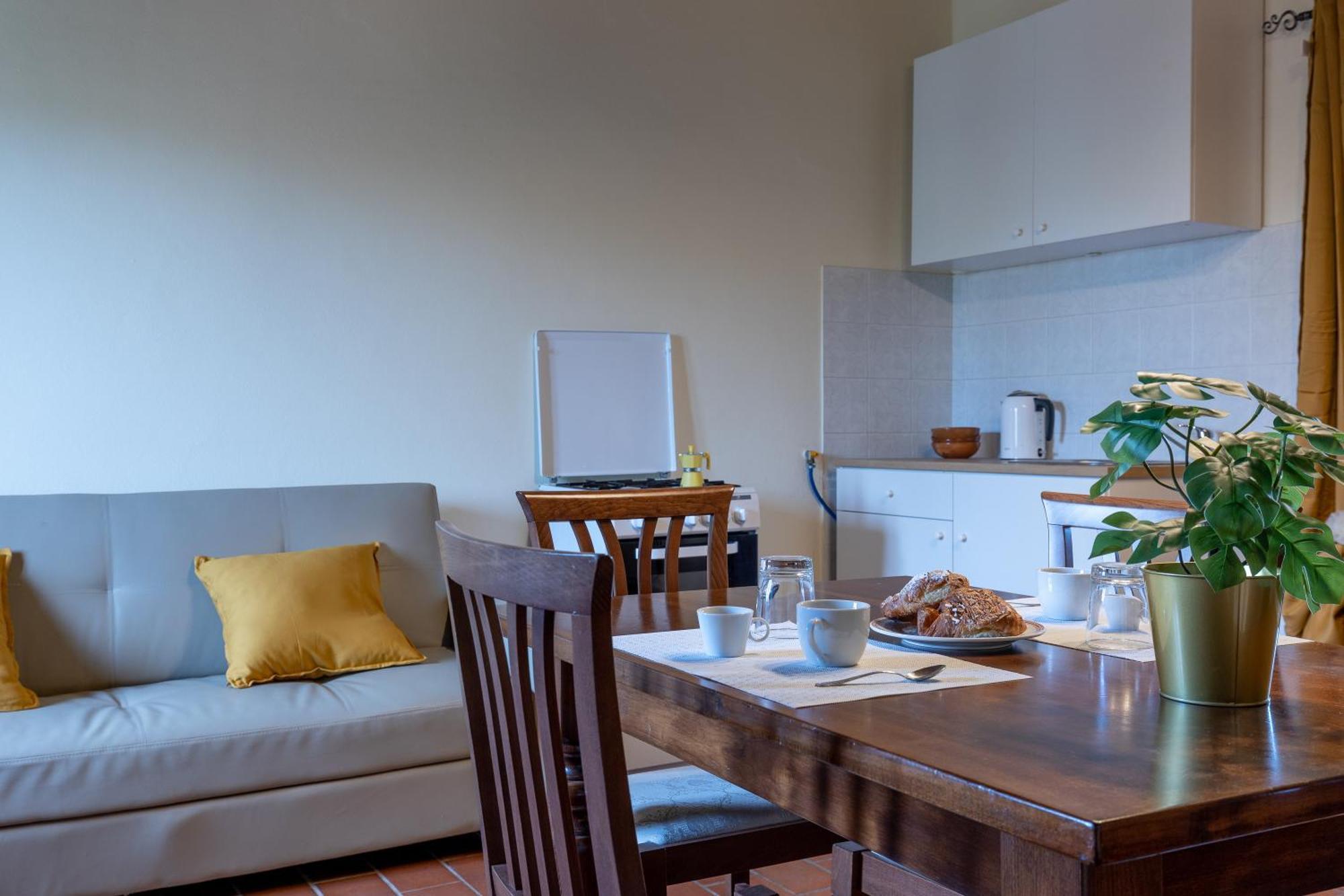 Residence Montevecchio Montopoli in Val d'Arno Luaran gambar