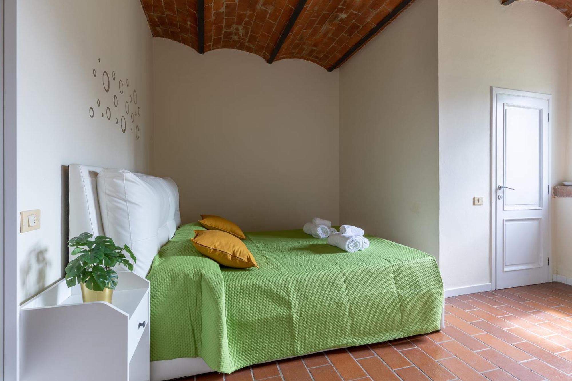 Residence Montevecchio Montopoli in Val d'Arno Luaran gambar
